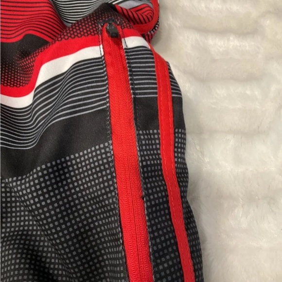 OP Mens Swim Trunks/Shorts Red/Black/Gray/White Size XL/XG 40-42 - Picture 8 of 12